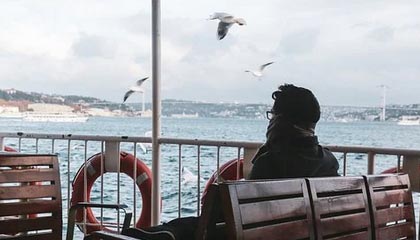 开云体育入口-墨西哥鏖战瑞典，埃尔林三分雨点燃全场：一场精彩绝伦的足球盛宴