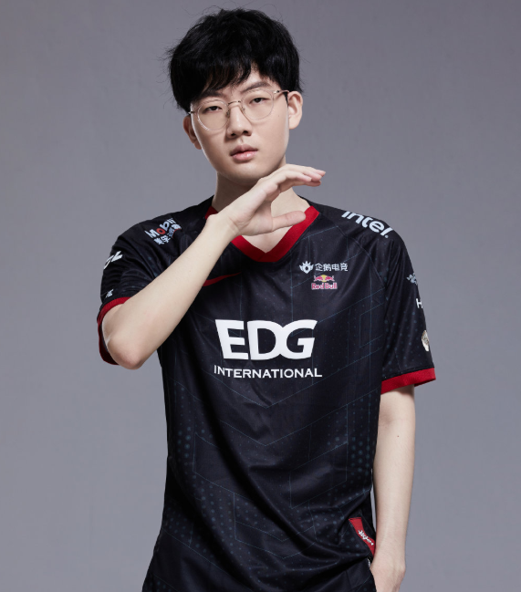 开云-V5翻盘DK，Viper线上压制力十足强强对话半决赛，引爆全场热议