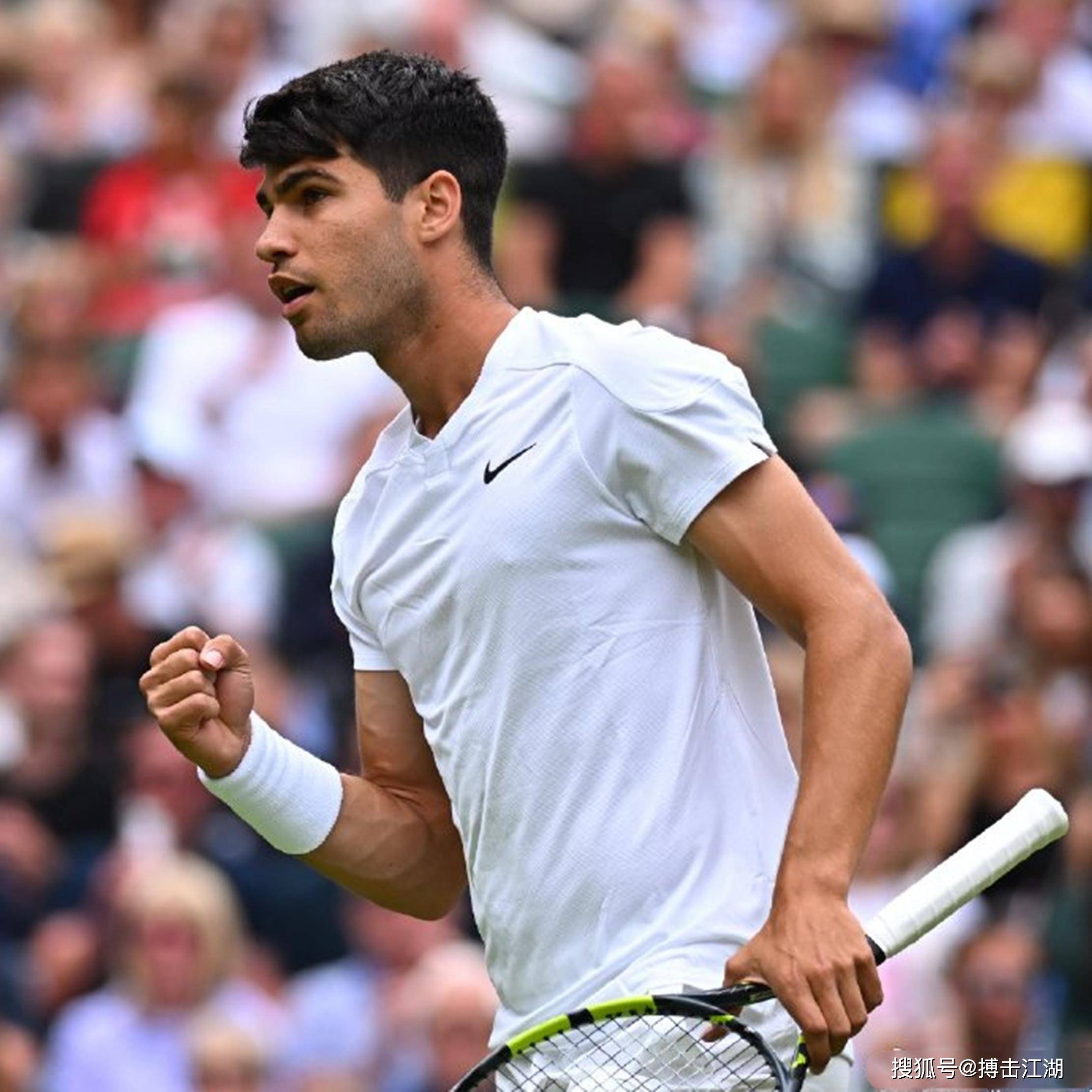 开云体育APP下载-温网翻盘拉沃尔杯，鲁德惊艳四座