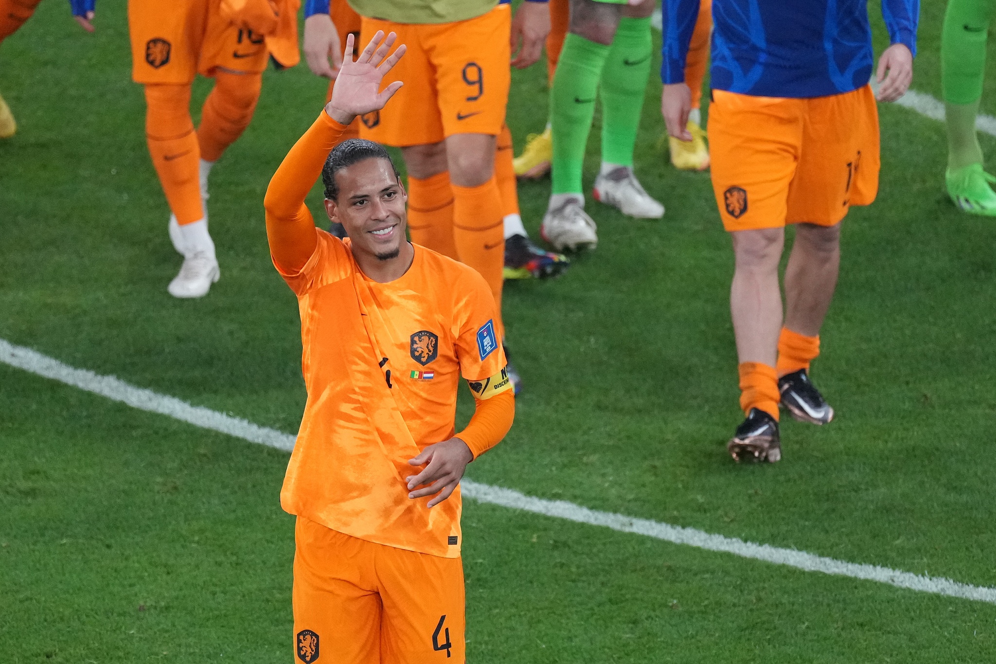 关于塞内加尔轻取莱比锡红牛，范戴克扛起全队的信息