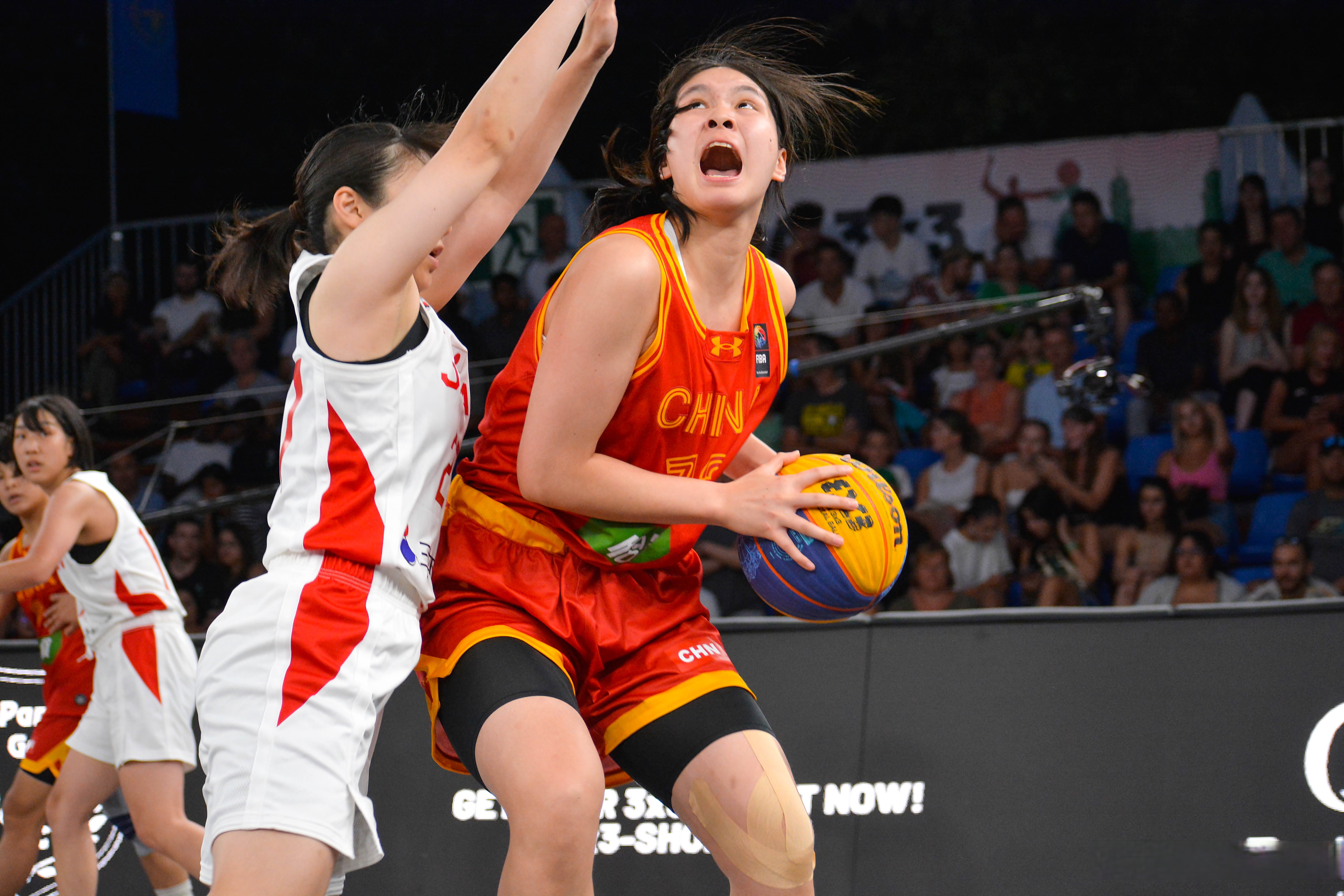 中国队逆转日本队,李梓嘉状态火热 中国队逆转日本队,李梓嘉状态火热