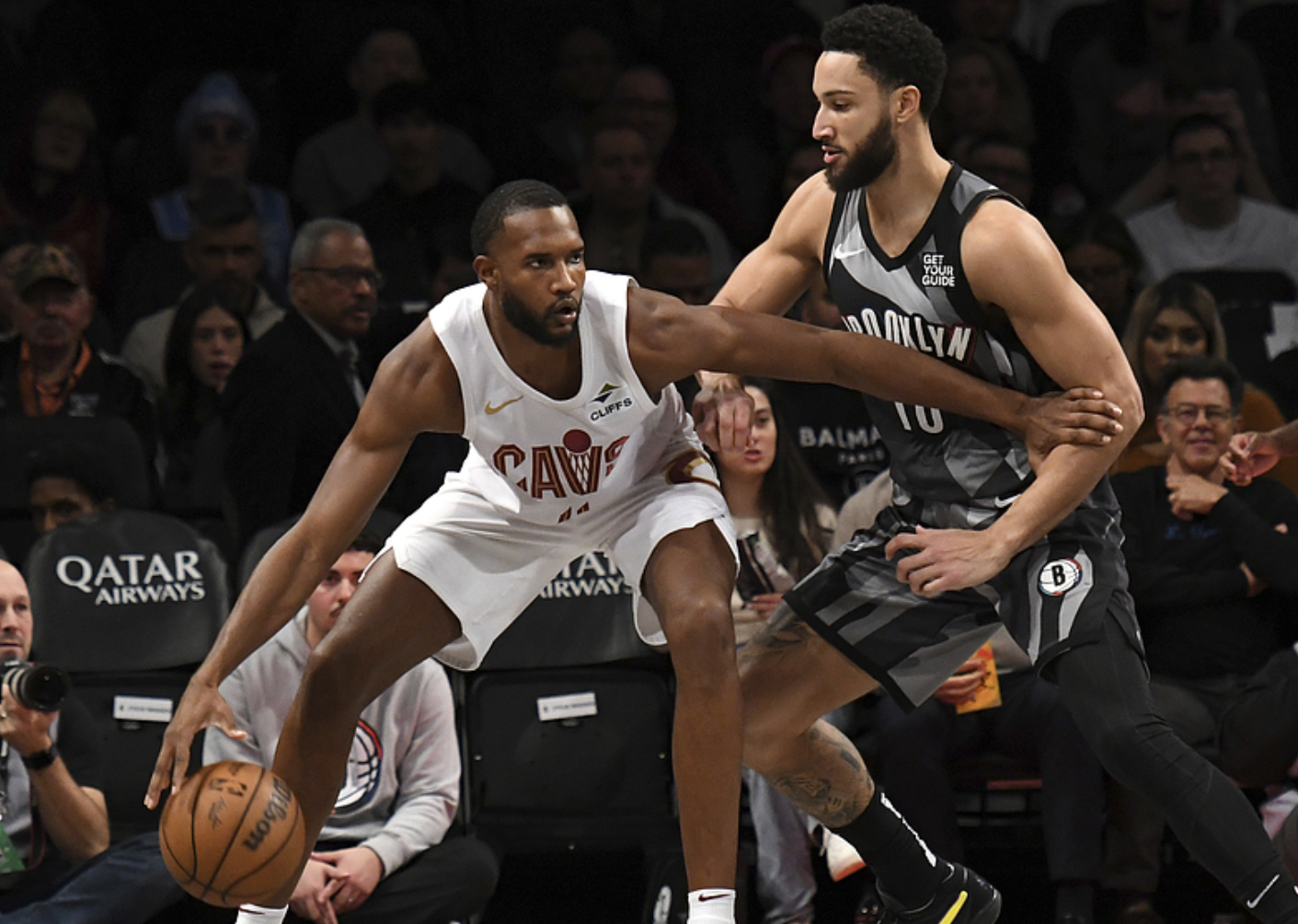 新疆队绝杀灰熊，米切尔统治全场