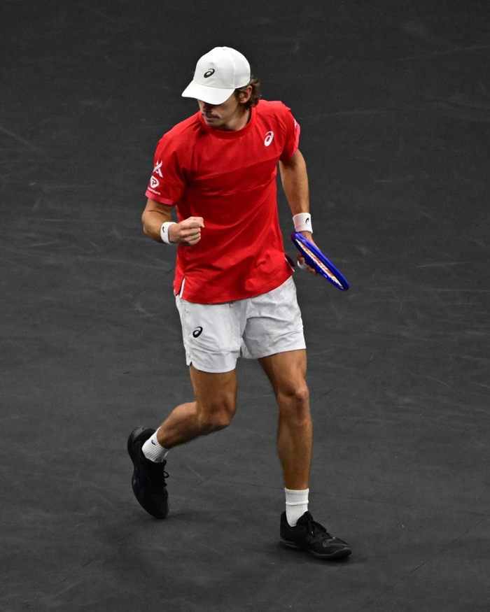 开云体育APP下载-拉沃尔杯险胜戴维斯杯，阿尔卡拉斯惊艳四座