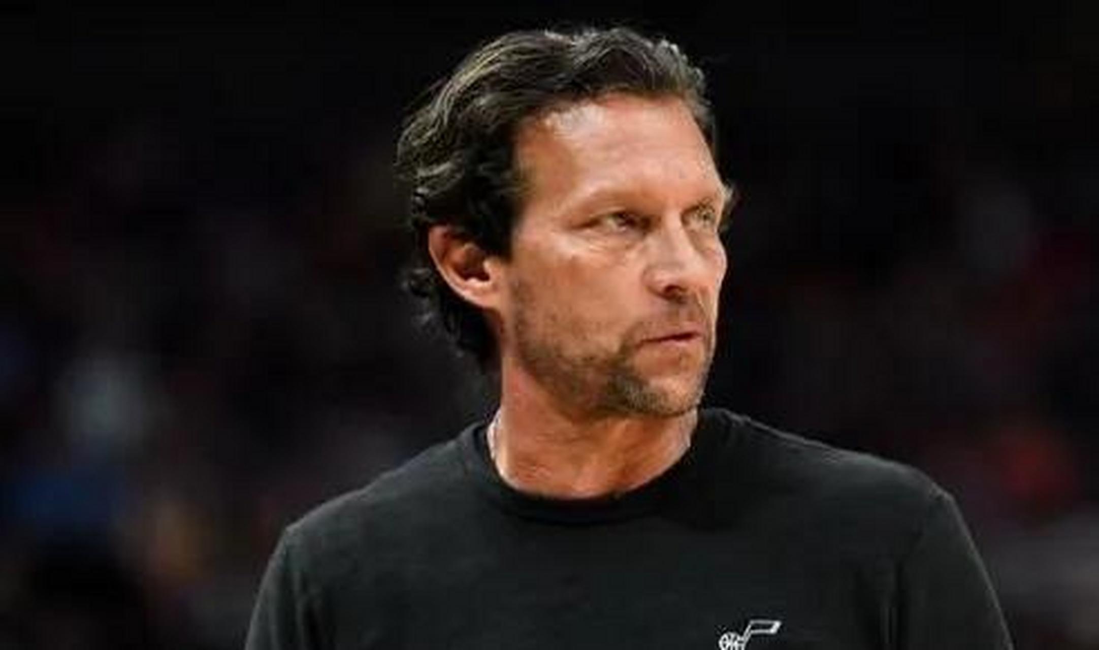 开云-爵士险胜独行侠，戈贝尔刷新纪录