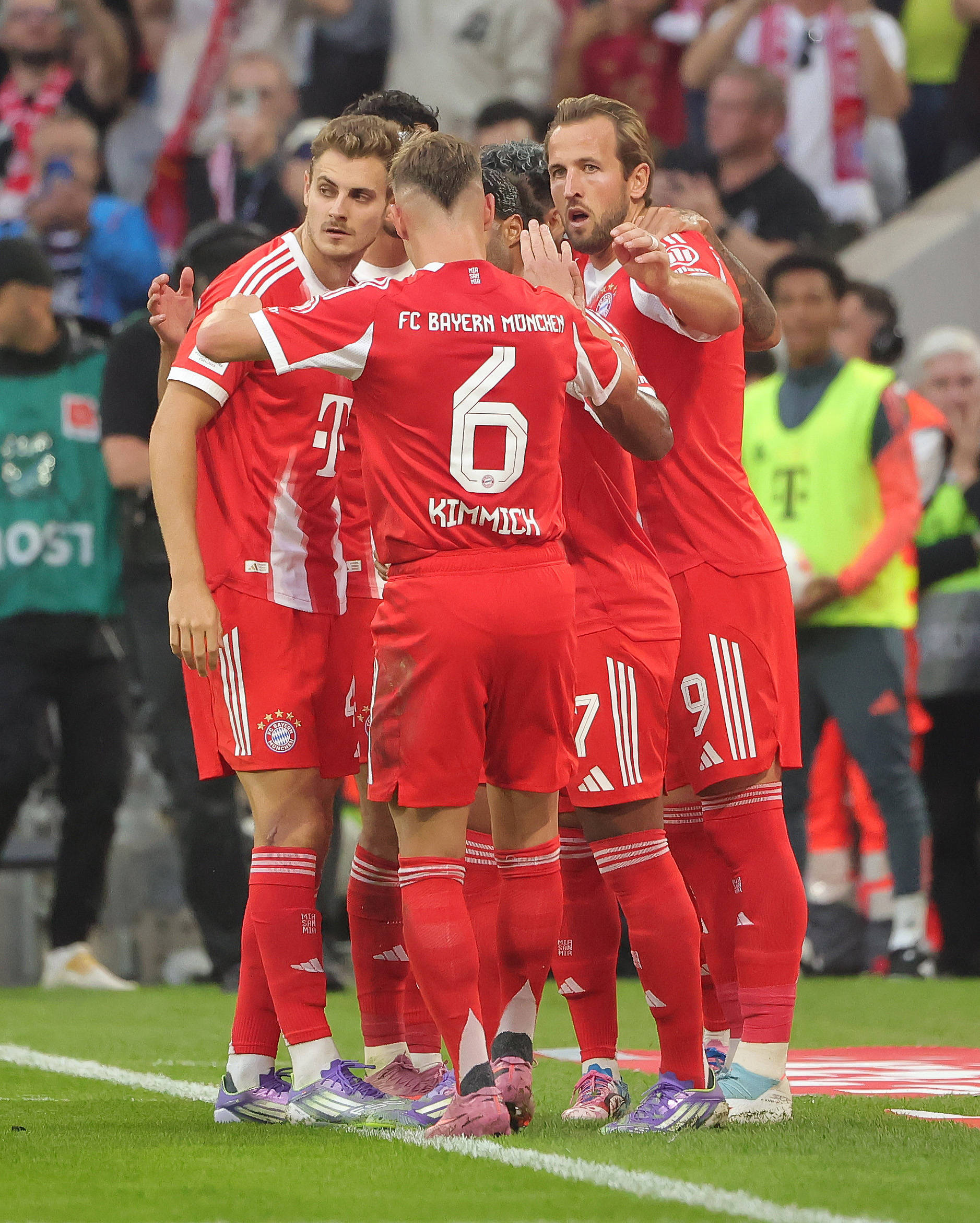 尤文完胜拜仁，孔德关键制胜