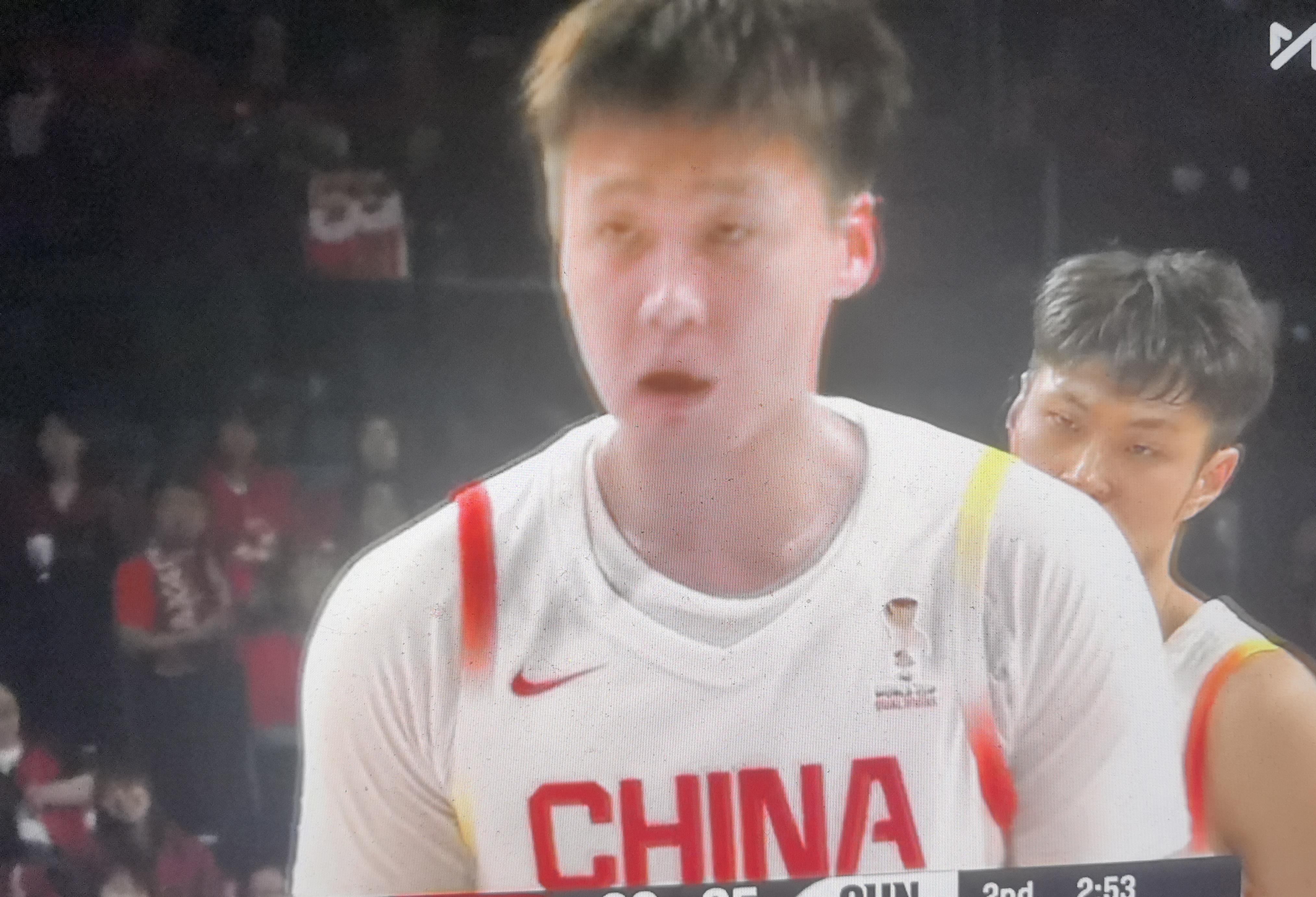 开云-广东队力克上海队，胡金秋扛起全队